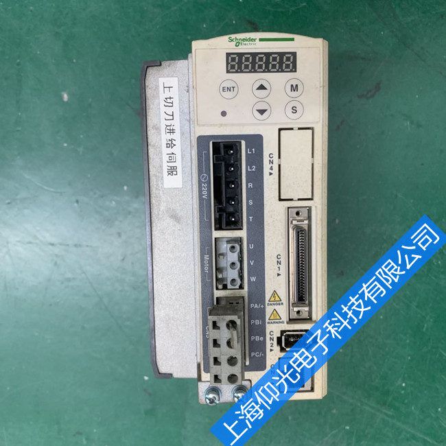 施耐德伺服驅(qū)動(dòng)器常見報(bào)警ale01過(guò)電流故障表示及維修