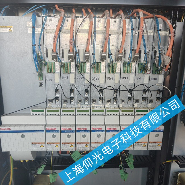 金屬加工專用力士樂(lè)驅(qū)動(dòng)器TDM3.2-20-300-W0開(kāi)機(jī)報(bào)警F7031維修