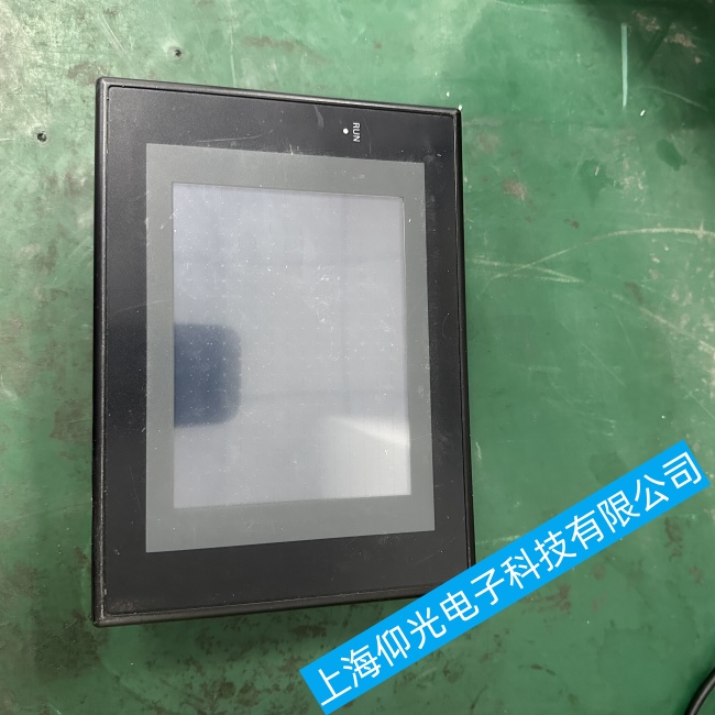 成都?xì)W姆龍觸摸屏E32-TC200B4無(wú)法開機(jī)無(wú)顯示故障維修推薦廠家