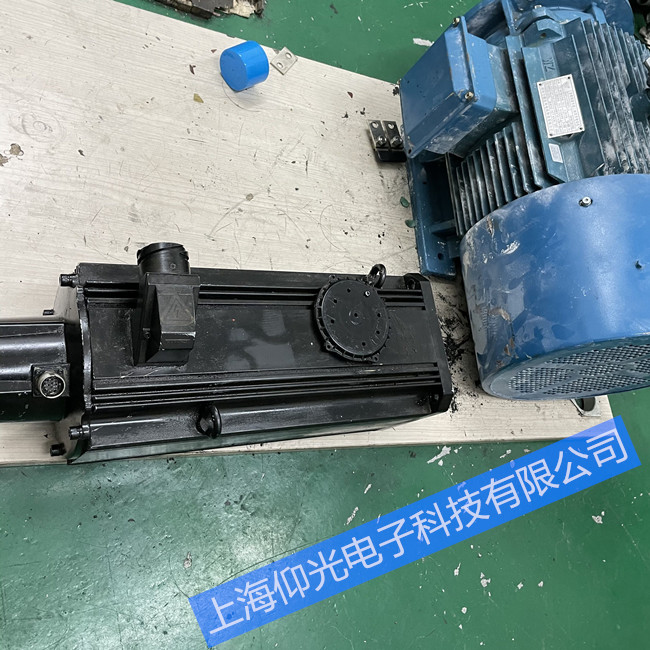 力士樂伺服電機(jī)開機(jī)報(bào)警顯示C3900故障維修